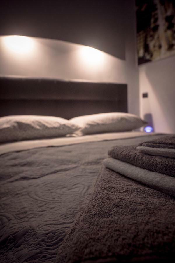 Apartament Domus Pupetta Neapol Zewnętrze zdjęcie